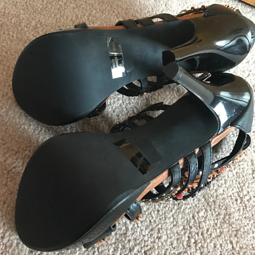 *New* Anne Michelle Heels size 7
